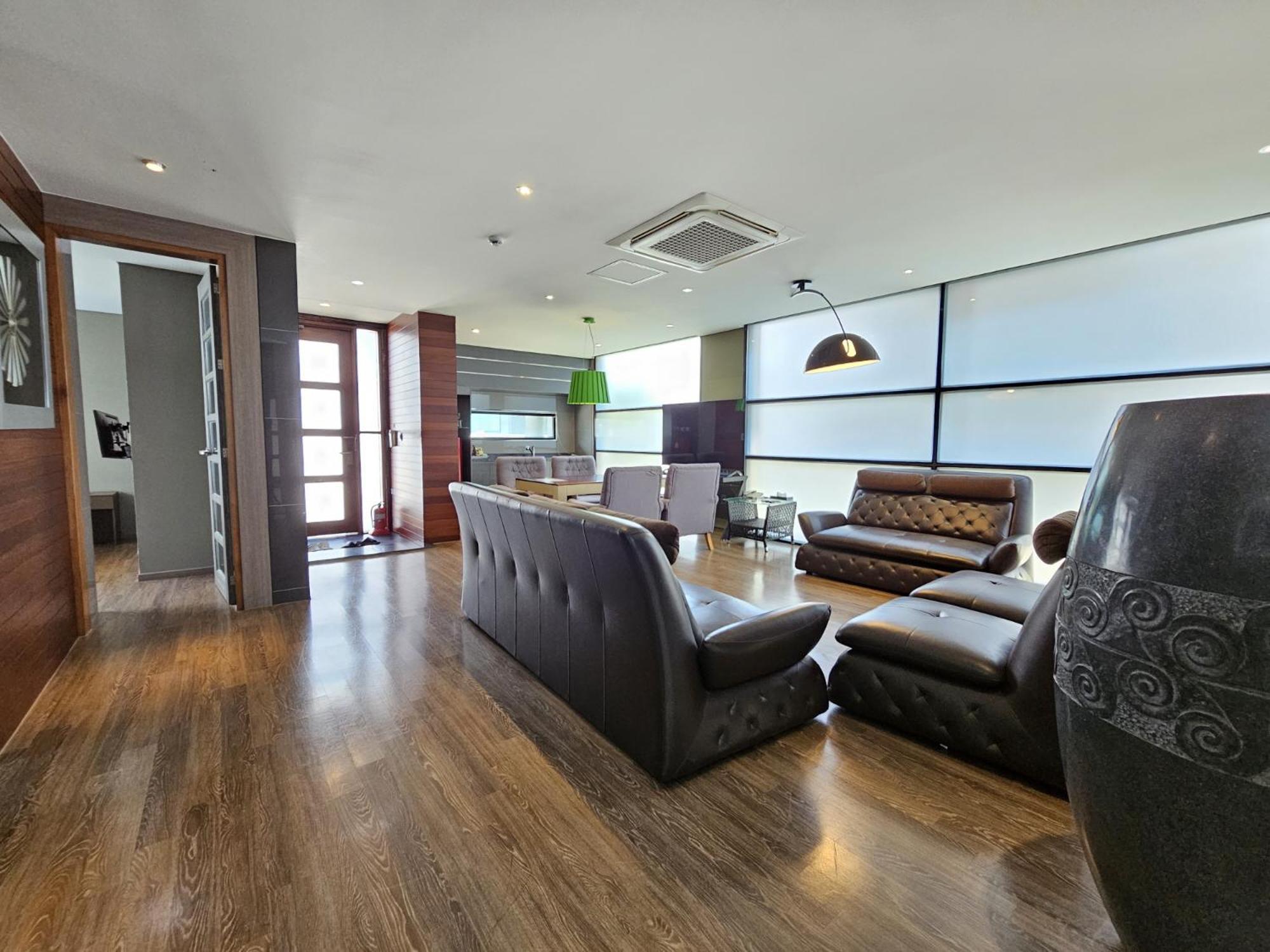 Jeju Hotel Scarboro Σεογκουίπο Εξωτερικό φωτογραφία