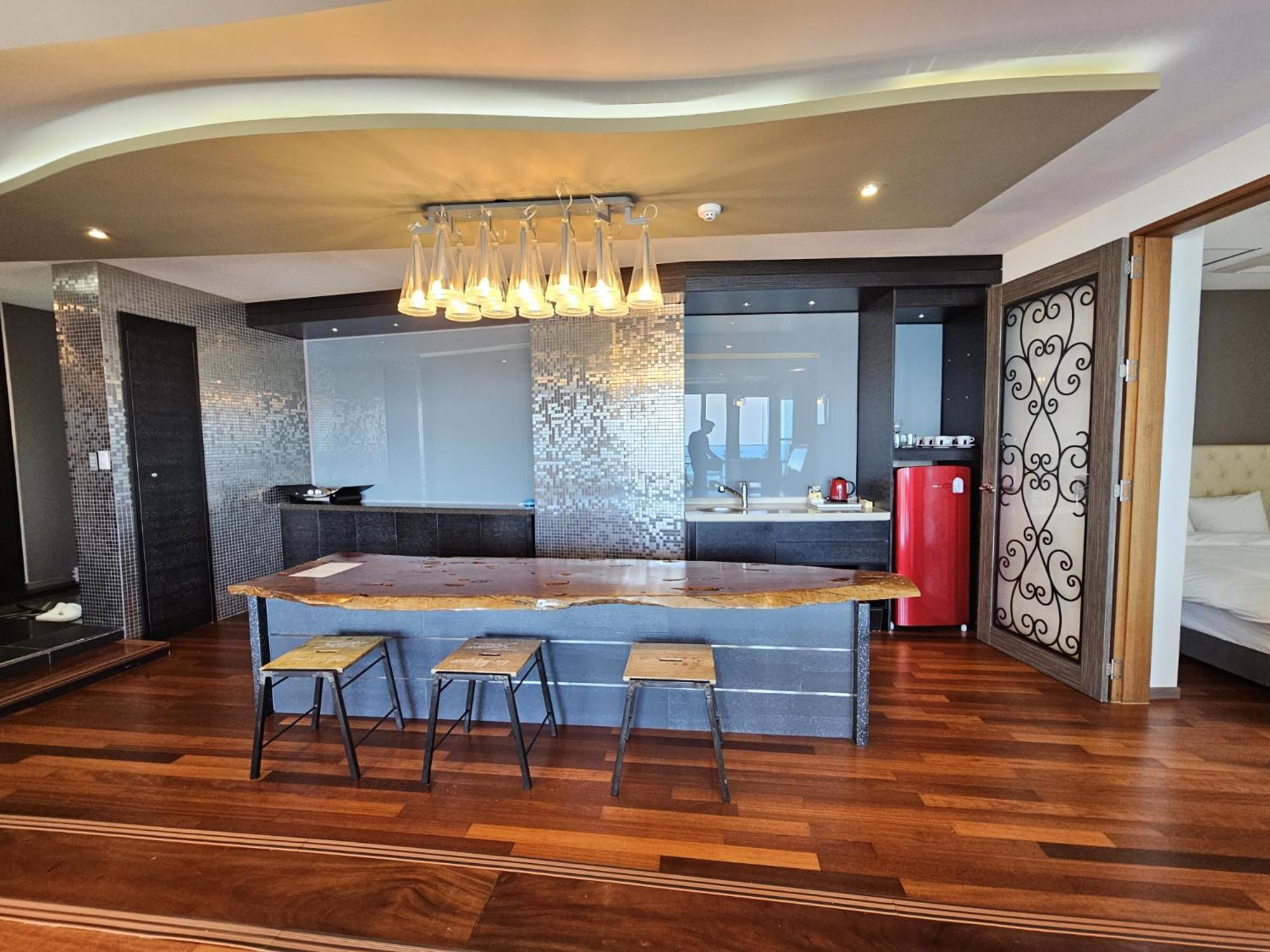 Jeju Hotel Scarboro Σεογκουίπο Εξωτερικό φωτογραφία